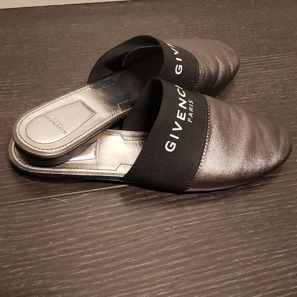 Givenchy Metallic Silver Pewter Leather and Slip-On Mule Shoes - Logo Black - Picture 4 of 7